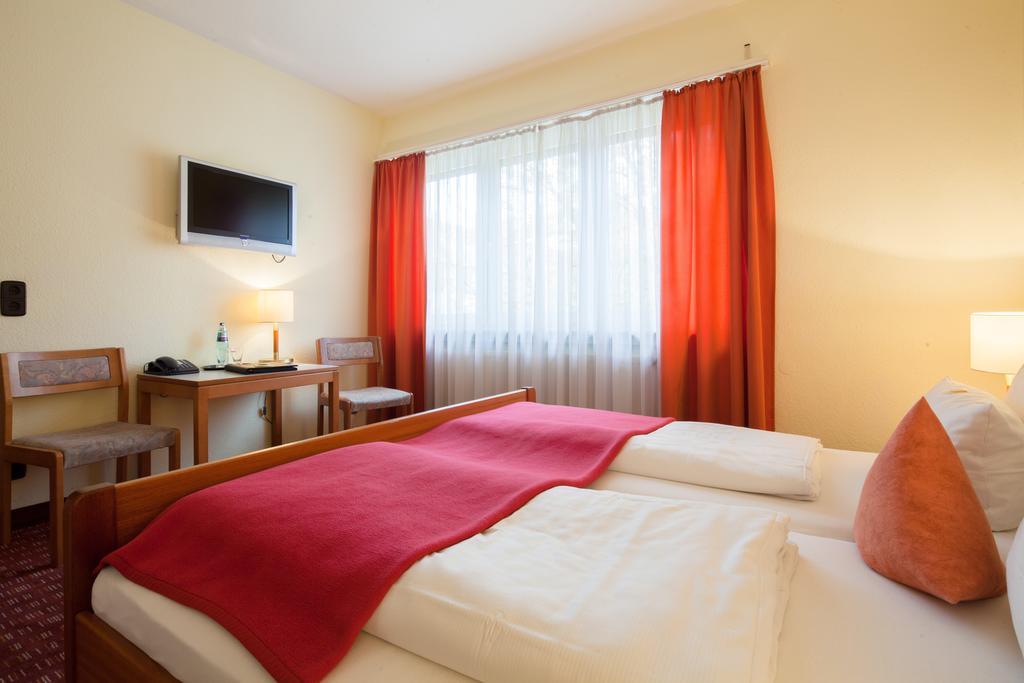 Designhotel Am Stadtgarten Фрайбург-у-Брайсгау Екстер'єр фото